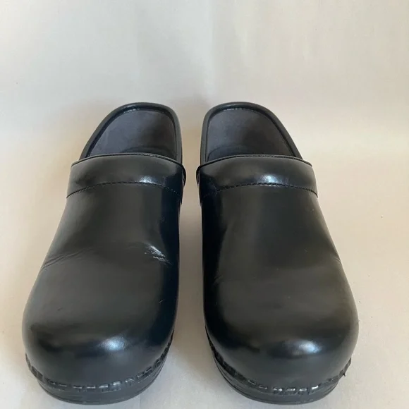 Dansko Black XP Leather Footwear - Picture 3 of 8